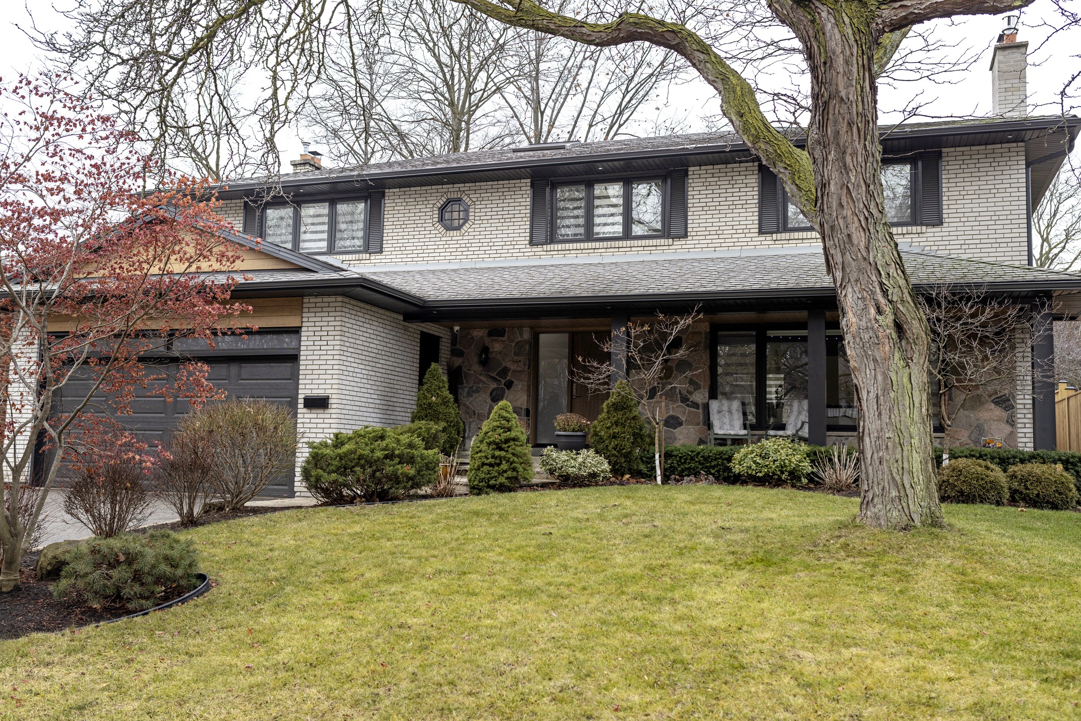Big family house in Canada