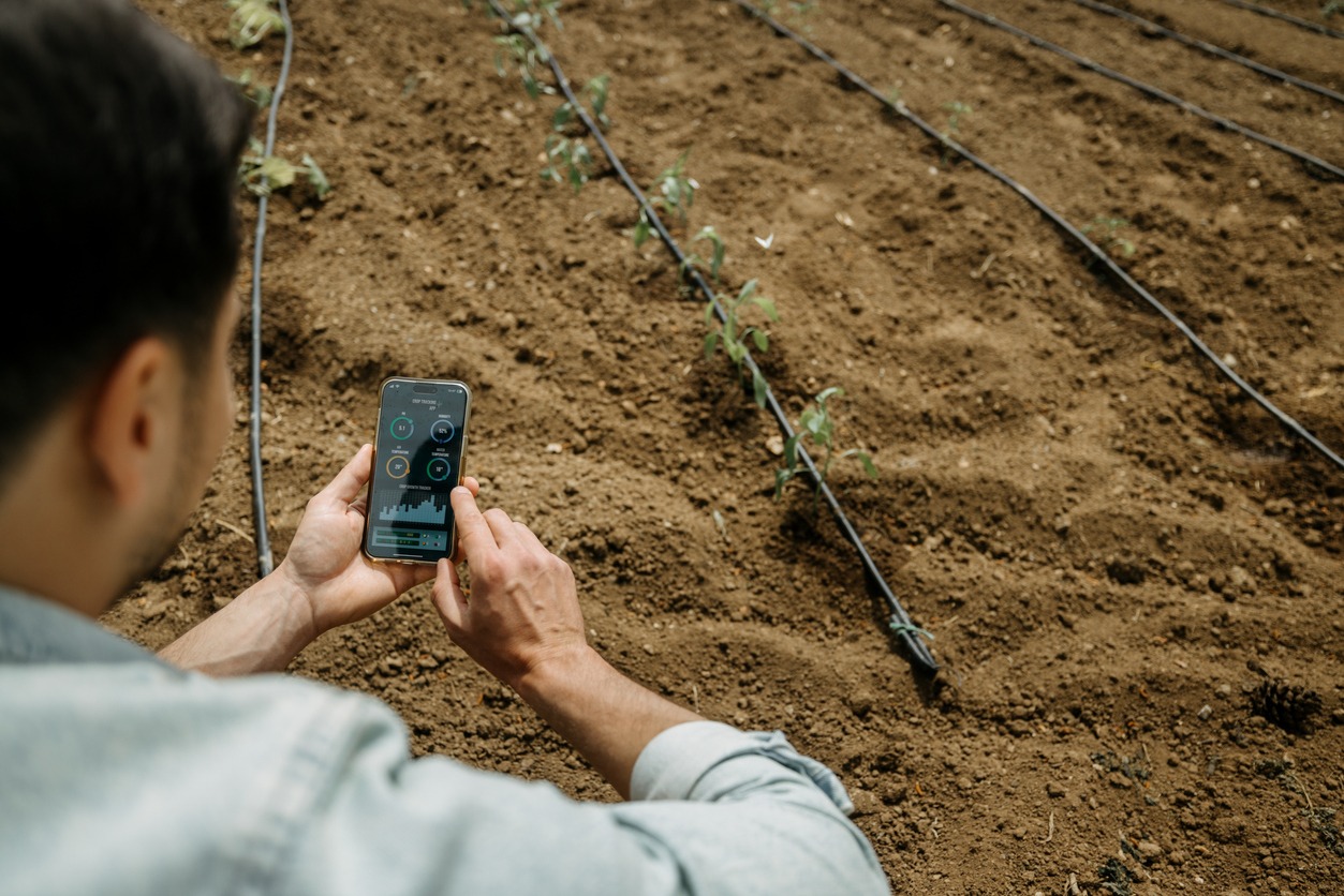 Irrigation panel controlled by phone.
